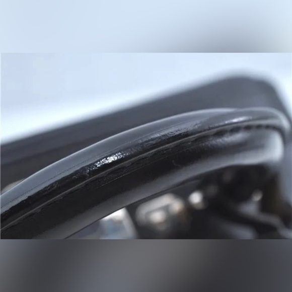 Louis Vuitton Valisette Monogram Glacé MM Handbag - Picture 9 of 12